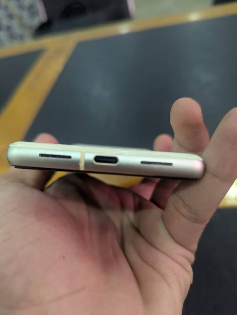 Google Pixel 7 2