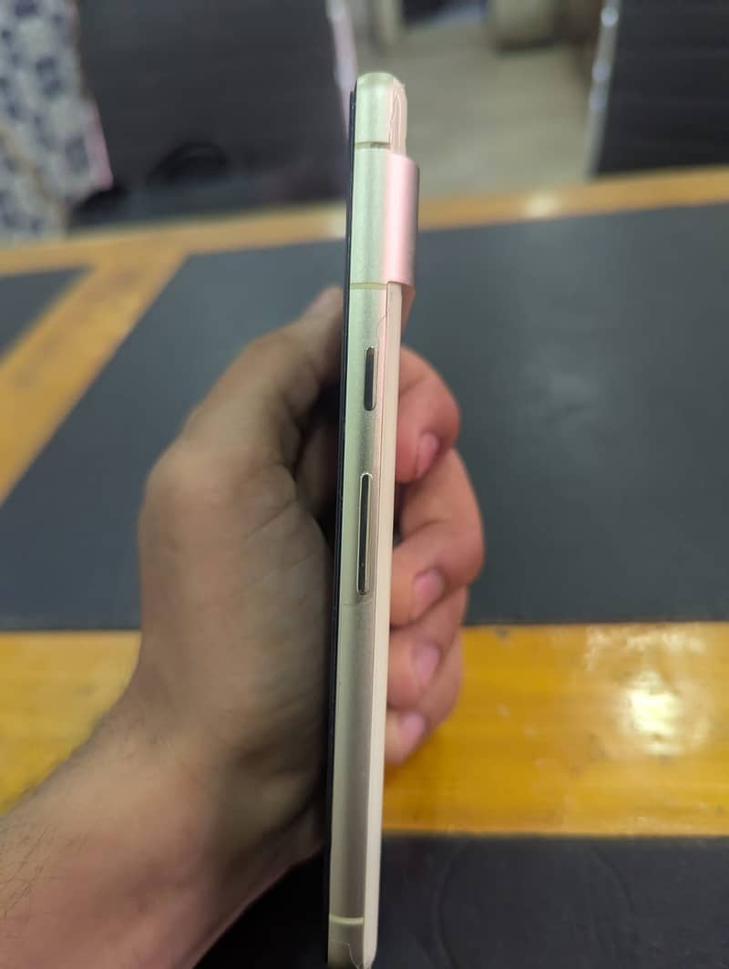 Google Pixel 7 5