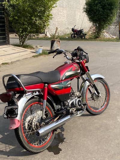 Honda CD 70 full saff condition one hand use