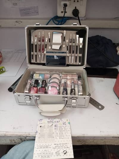 soft rose bridal makeup kit fresh never used