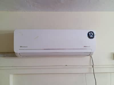 Dawlance aura inverter split ac