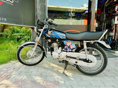 Honda 125 self start 2023 model unique condition