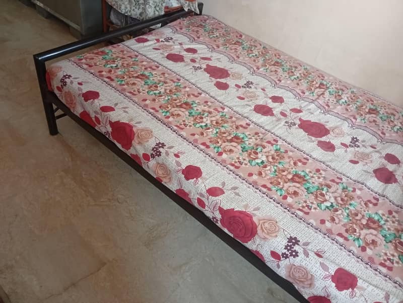 Single bed 2