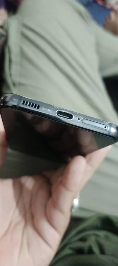 glaxy S22 non PTA 128 room