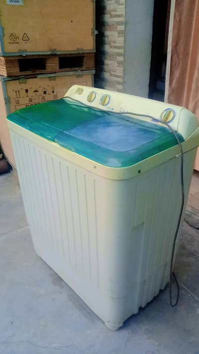 Haier Washing machine with dryer