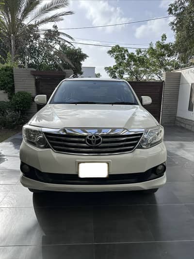 Toyota Fortuner 2.7V