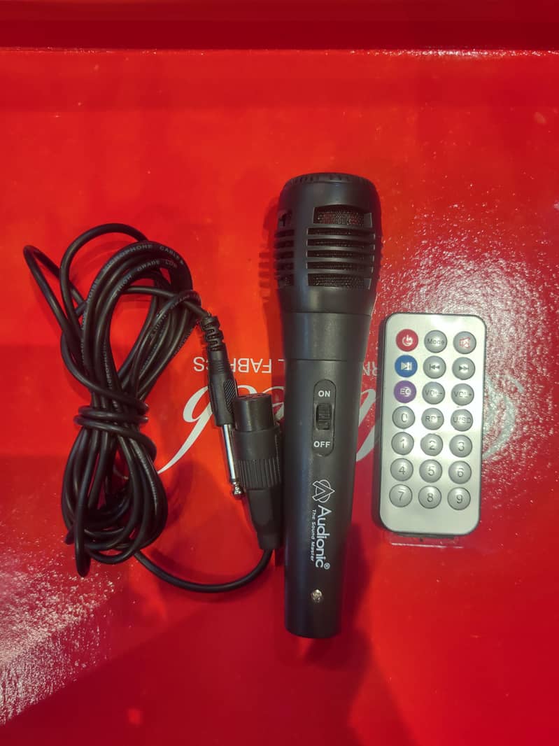 Audionic Mic with Cable 0