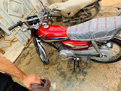 Honda 125 for sale call _03134947622