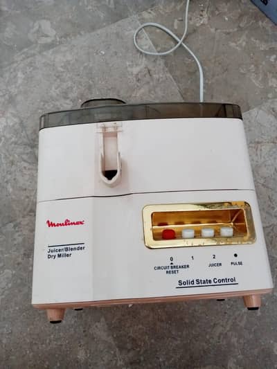 Molinex Juicer