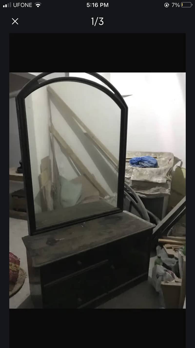 Dressing Table 0