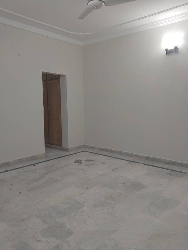 E11 upper portion proper 3bed 3
