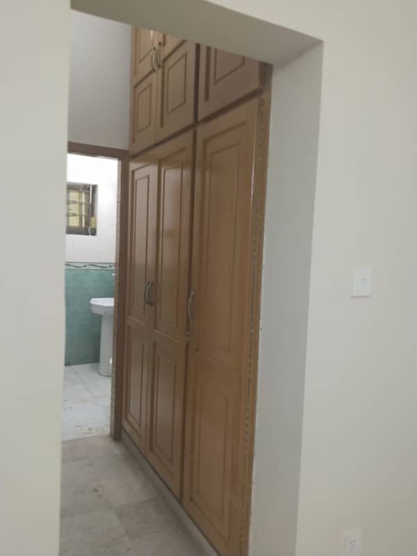 E11 upper portion proper 3bed 4