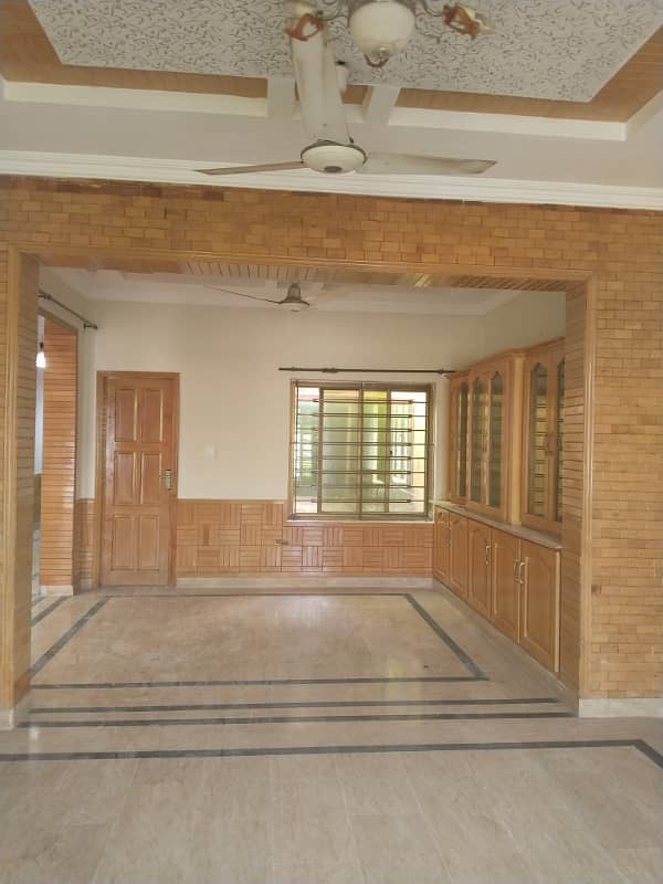 E11 upper portion proper 3bed 8