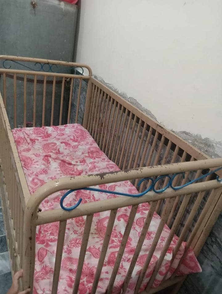 پیور اسٹیل بے بی کرِب برائے فروخت 2