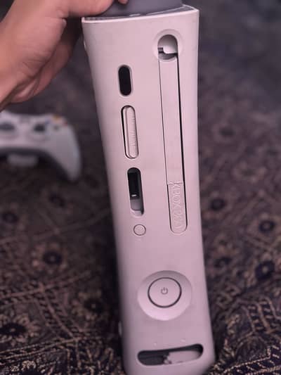 X box 360 c box 360 price thori kam kar lo ga