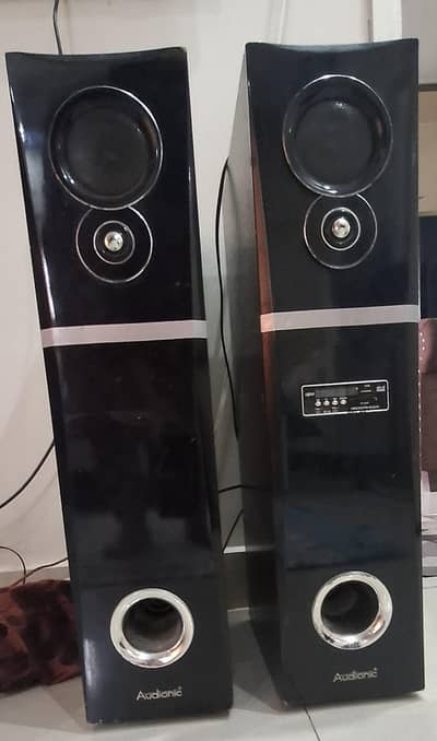 used speaker