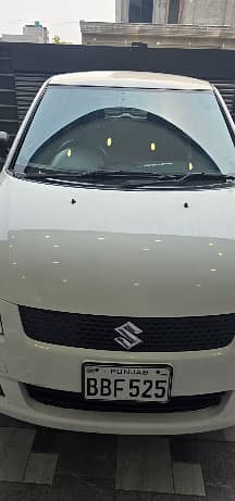  Suzuki Swift 2011 – Neat & Clean Hatchback 
