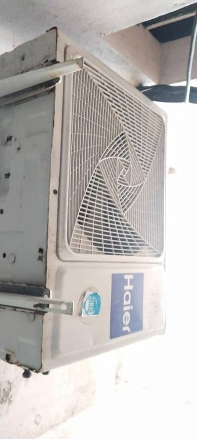 one ton AC is available