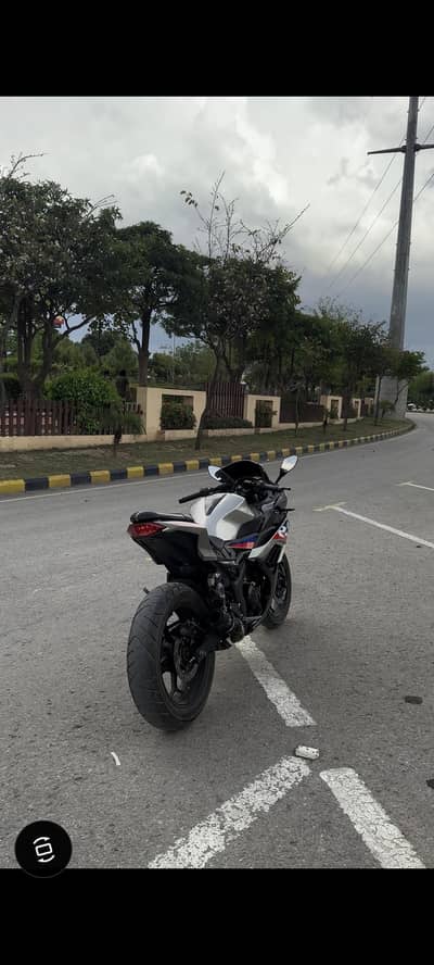 BMW S1000RR 250CC