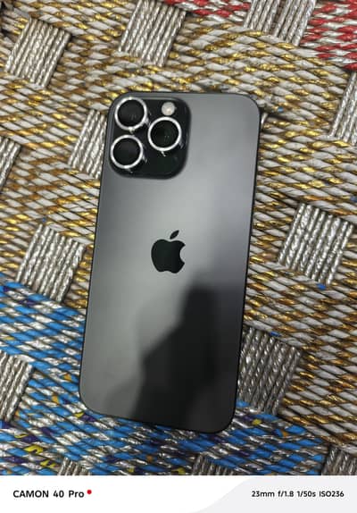 iphone 16 pro max 97 health in lush condition 10/10 with box
