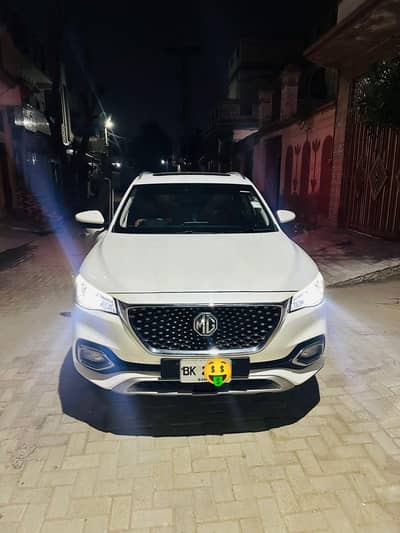 MG HS 2022