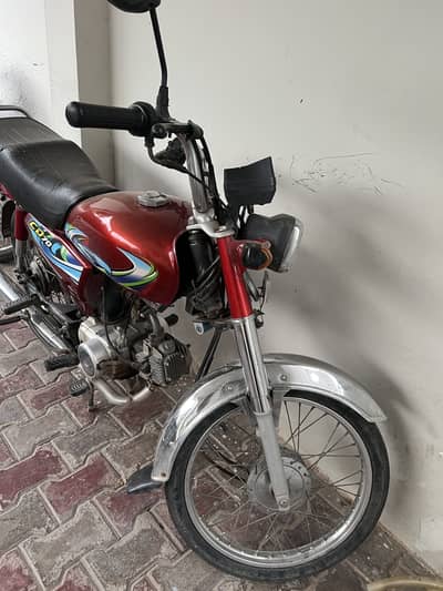 بائیکیا / ینگو کے لیے رائیڈر درکار ہے۔