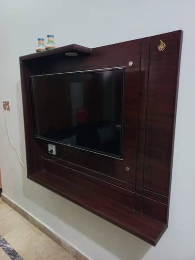 Wooden wall mounted console for LED TVS