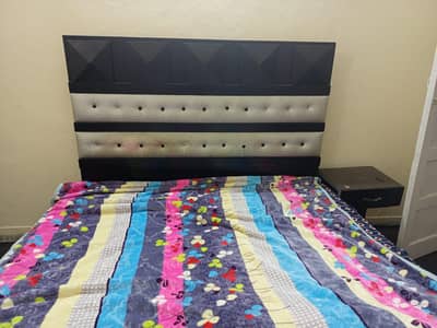 Bed + Dressing Set