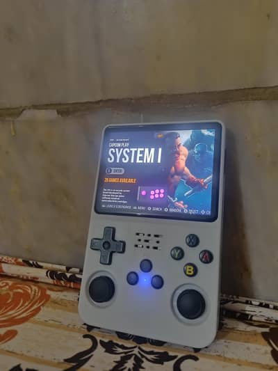 R36s new 10/10 condition 20000+ games