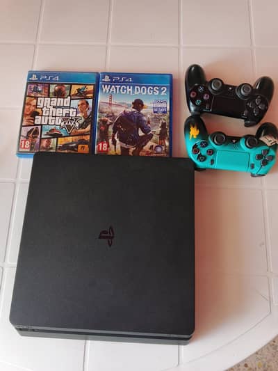 PS4 Slim - Complete Bundle