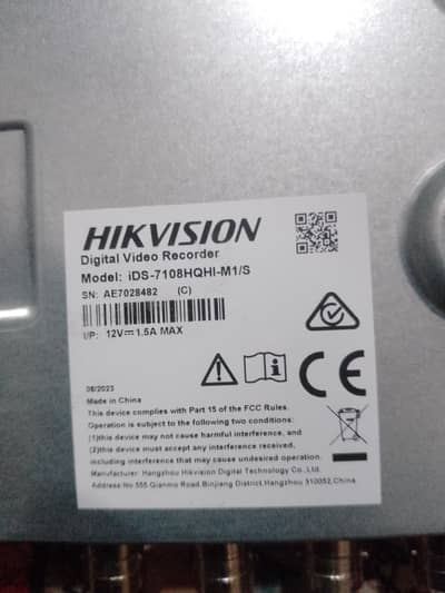 Hikvision 2mp 4 Camera, s + DVr 8 port