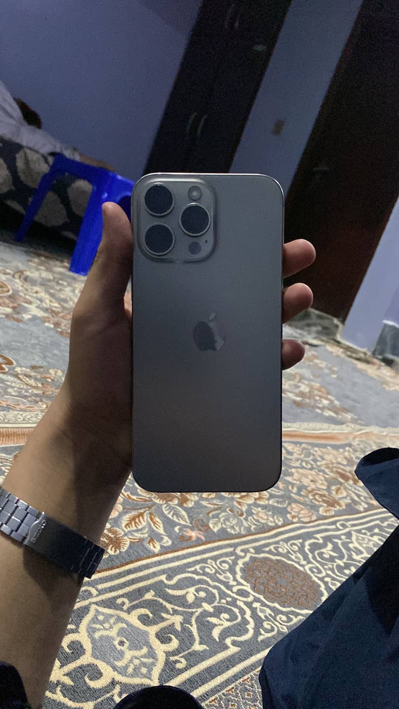 16 Pro Max 2
