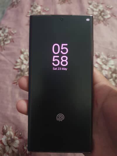 samsung s22 ultra in good condition