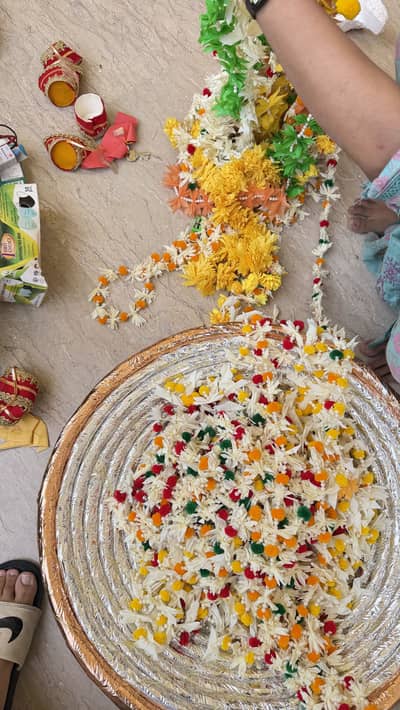 Flower lari decoration for shadi/mayoun
