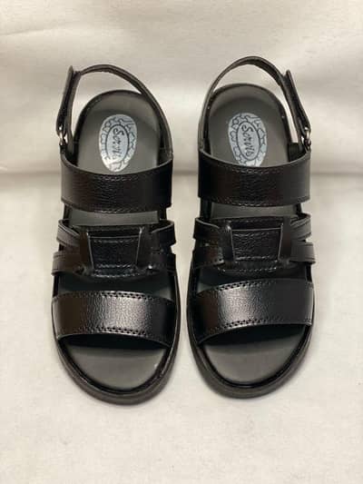 Black sandles for men women Pakistani warm weather