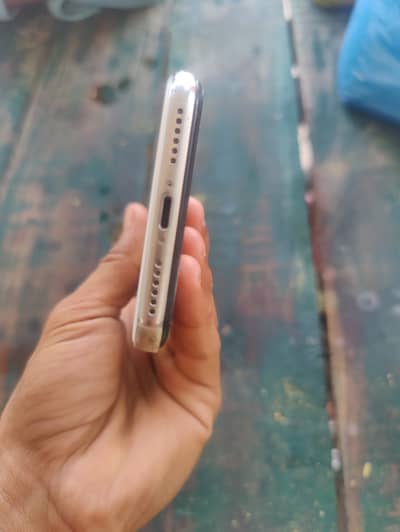 Apple iPhone X