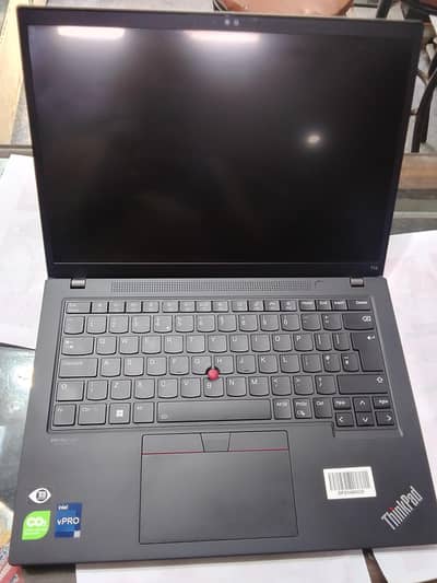 Lenovo T14 Gen3 ci7 12th gen touch screen slim  with 2Gb Graphics card