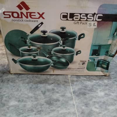 Non Stick cooking ware set