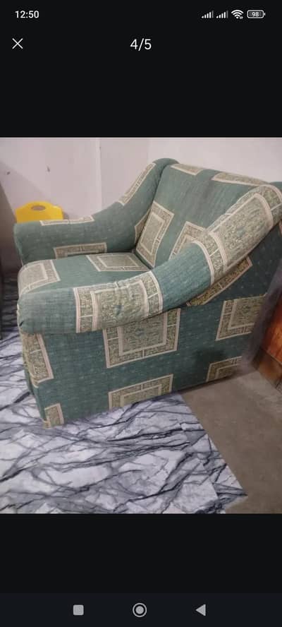 Sofa set new condition Neat and clean full molty foam