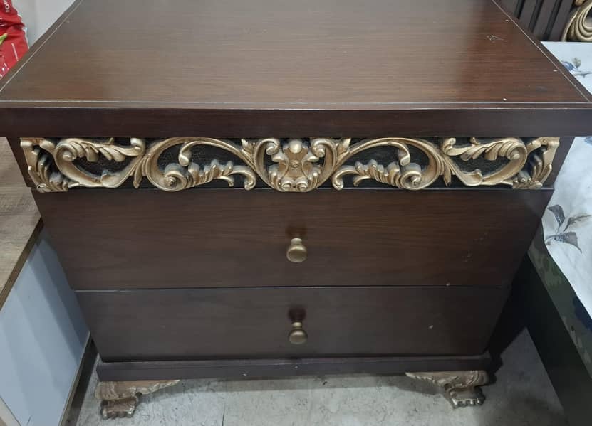 Bed dressing side tables 3