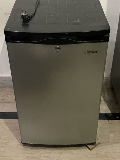 Mini fridge Orient in good condition