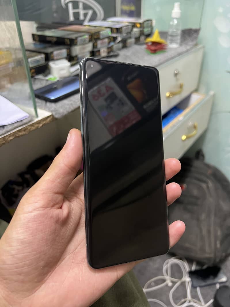 One plus 9 pro 1