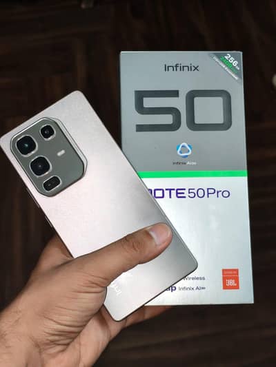 10by10 phone complete box with wirlus charger