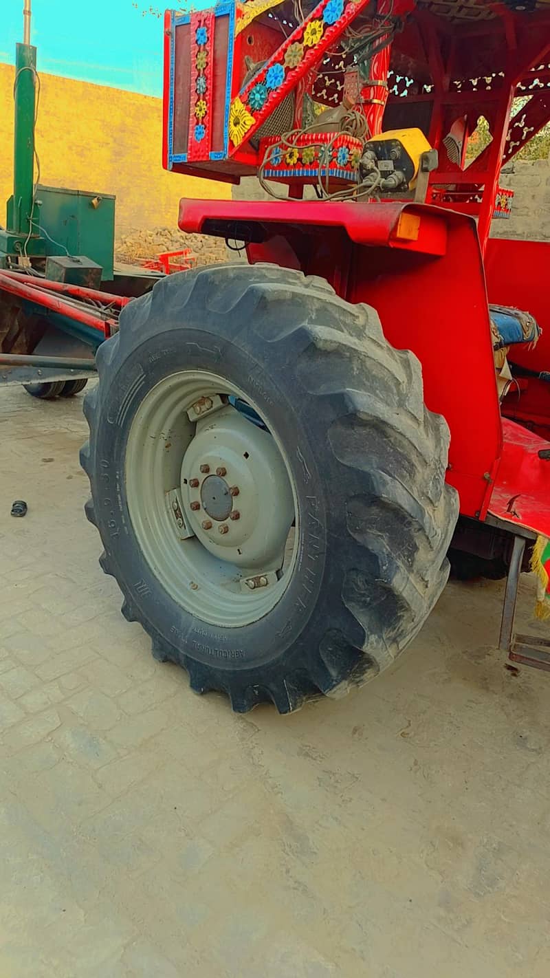 MILLAT TRACTOR 7