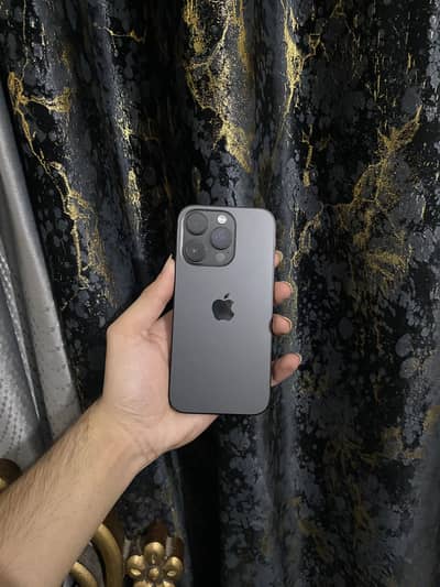 iPhone 14 Pro factory unlock.         11/12/13/14/15/16/17