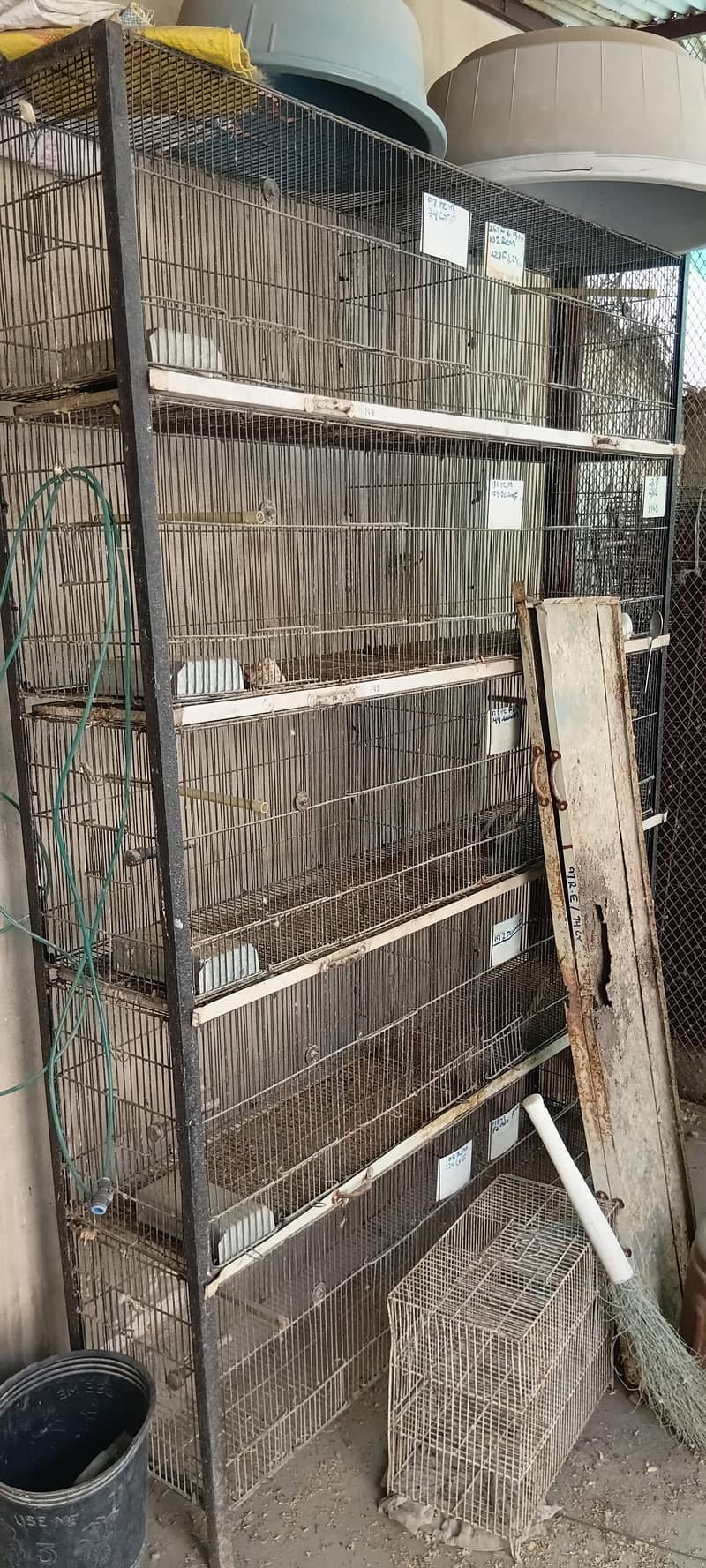 cages 0