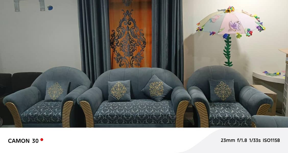 7 seaters sofa set 0