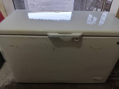 pel Freezer for sell