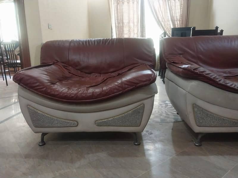 leather sofa 2