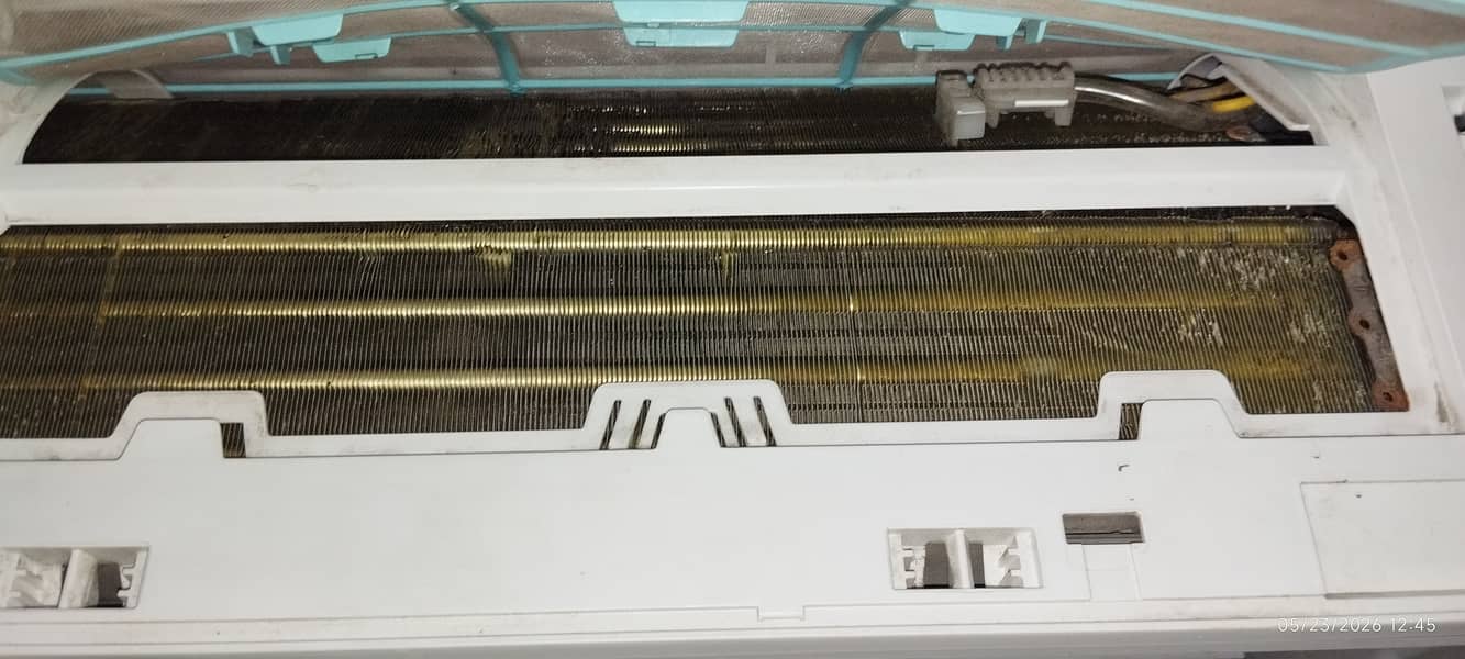 Split air conditioner 1
